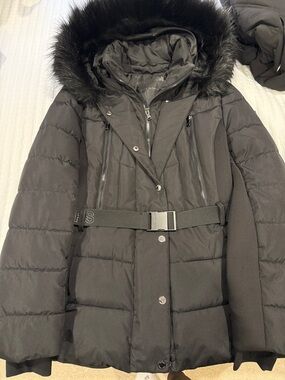 Black Quilted Belted Puffer Coat with Faux Fur Hood